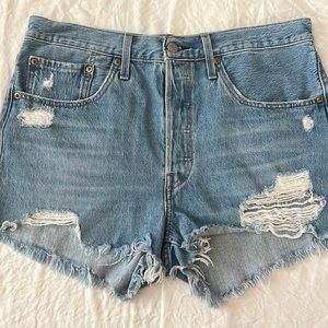 Levi’s 501 no tags but never worn